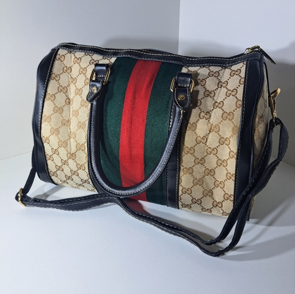 Luxury Beige Canvas Satchel with Green and Red Web Stripe. - Picture 2 of 9